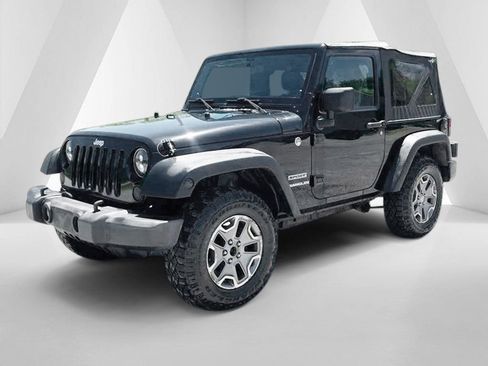 Used 2013 Jeep Wrangler Sport AWD/4WD image 3