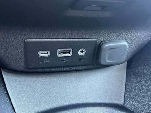 Used 2023 Chevrolet Malibu LS image 19