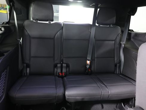 Used 2023 Chevrolet Tahoe Z71 w/ Z71 Off-Road Package AWD/4WD image 71
