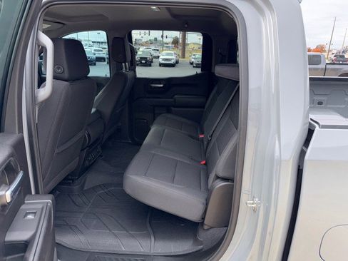 Used 2024 Chevrolet Silverado 1500 Custom image 8