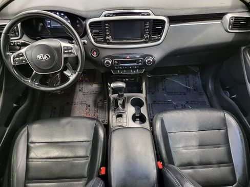 Used 2019 Kia Sorento EX image 7