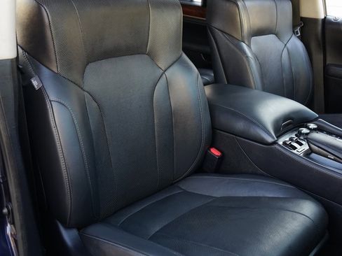 Used 2017 Lexus LX 570 4WD image 10