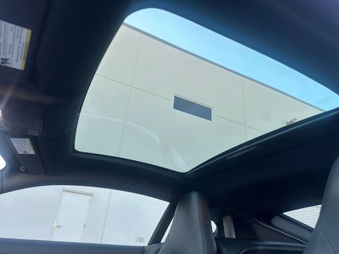 Used 2016 Jaguar F-TYPE Coupe image 33