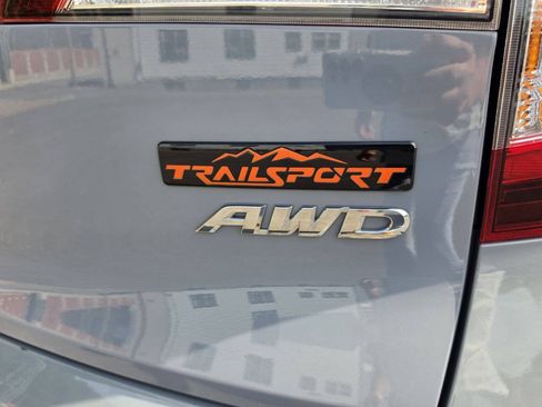 Used 2022 Honda Pilot TrailSport image 11