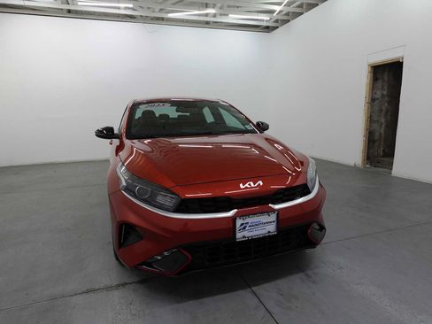 Used 2023 Kia Forte GT-Line FWD image 3