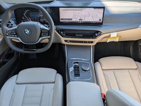 Used 2025 BMW 330i xDrive Sedan w/ Premium Package image 26