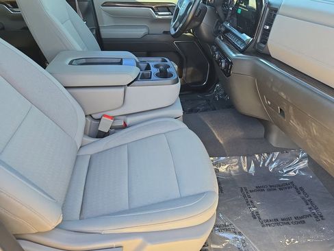 Used 2023 Chevrolet Silverado 1500 LT w/ Safety Package image 10