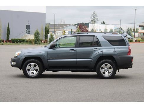 Used 2004 Toyota 4Runner Sport AWD/4WD image 2