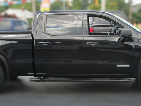 Used 2021 GMC Sierra 1500 Elevation w/ X31 Off-Road Package AWD/4WD image 3