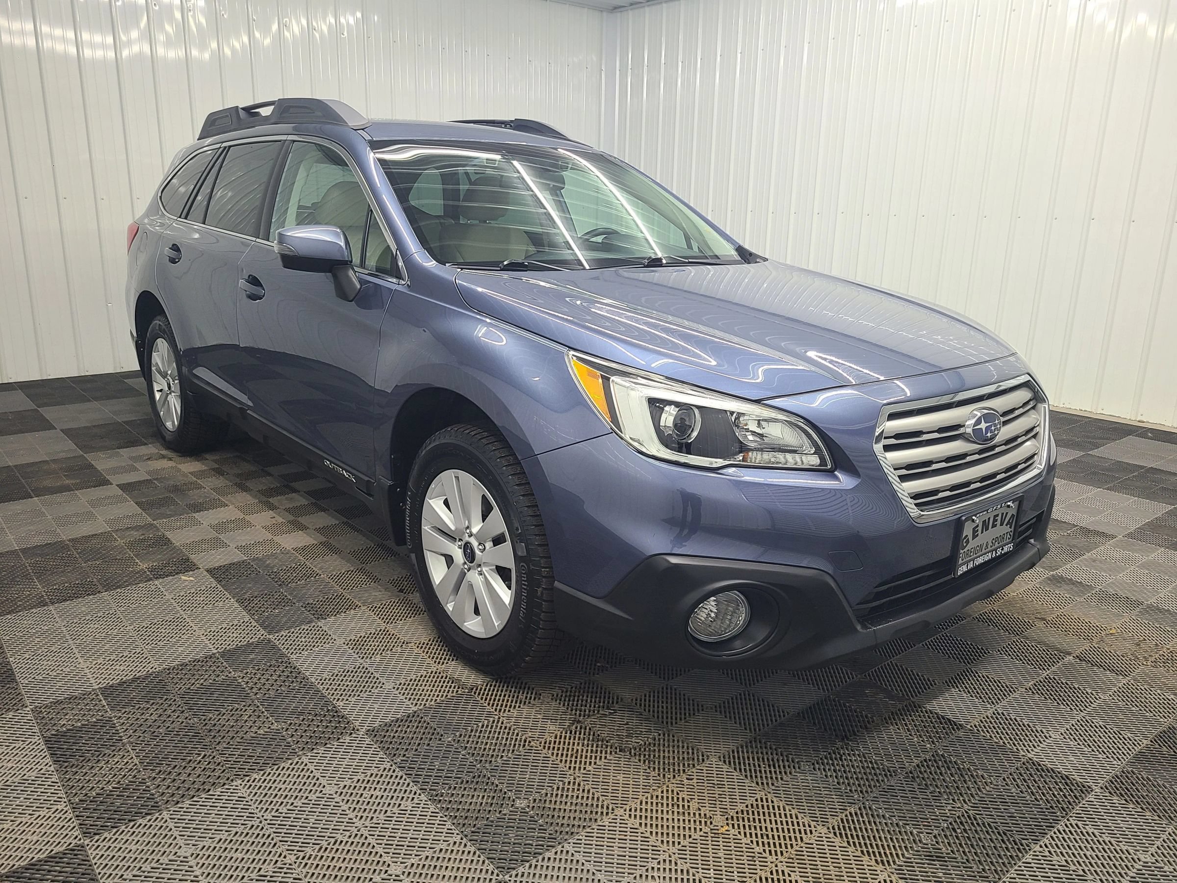 Used 2016 Subaru Outback 2.5i Premium AWD/4WD image 4