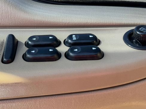 Used 2007 Ford F350 Lariat image 13