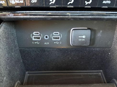 Used 2021 Jeep Grand Cherokee L Limited RWD image 32