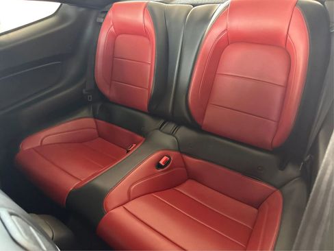 Used 2018 Ford Mustang GT RWD image 10