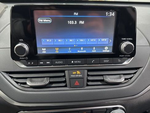 Used 2022 Nissan Altima 2.5 S FWD image 16