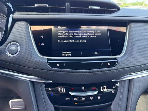 New 2026 Cadillac XT5 Sportv w/ LPO, Onyx Lite Package AWD/4WD image 23