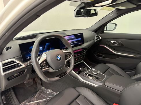 Used 2026 BMW 330i Sedan w/ Premium Package RWD image 4