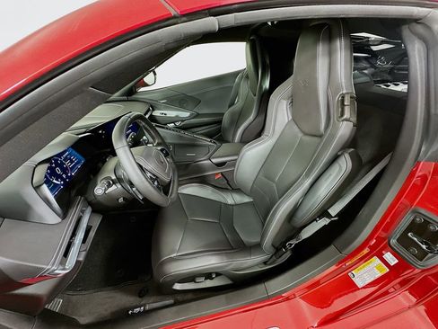 Used 2025 Chevrolet Corvette Stingray Coupe w/ 1LT image 21