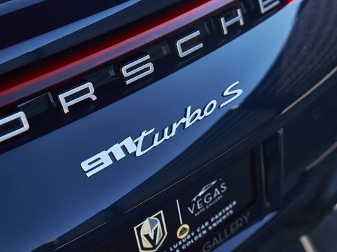 Used 2022 Porsche 911 Turbo S image 11