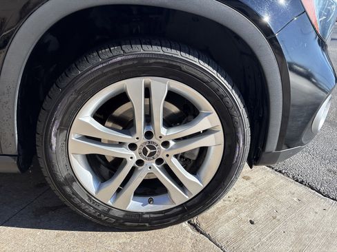 Used 2019 Mercedes-Benz GLA 250 4MATIC image 12