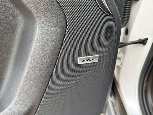 Used 2022 GMC Yukon XL Denali image 21