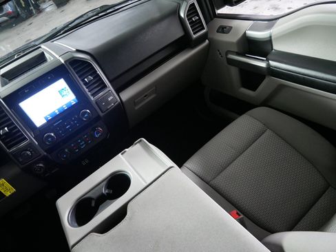 Used 2020 Ford F150 XLT w/ Equipment Group 302A Luxury AWD/4WD image 11