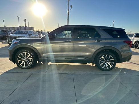 Used 2021 Ford Explorer ST w/ Equipment Group 401A image 2