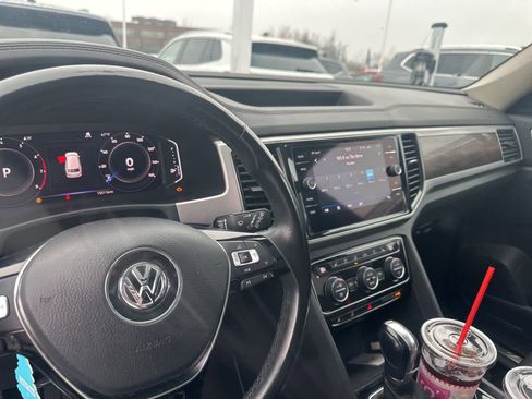 Used 2019 Volkswagen Atlas SEL Premium image 12
