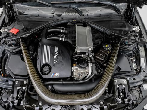 Used 2015 BMW M4 Coupe image 46