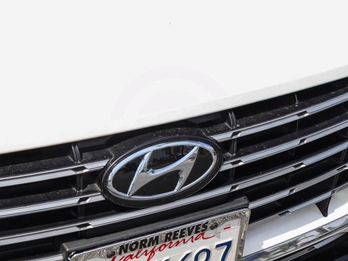 Used 2023 Hyundai Sonata SEL FWD image 4