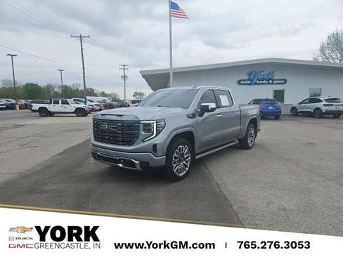 Used 2024 GMC Sierra 1500 Denali Ultimate AWD/4WD image 1