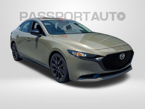 Used 2024 MAZDA MAZDA3 s AWD/4WD image 2