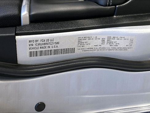 New 2026 Jeep Grand Cherokee Limited image 14