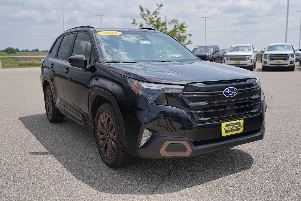 Used 2025 Subaru Forester Sport AWD/4WD image 5