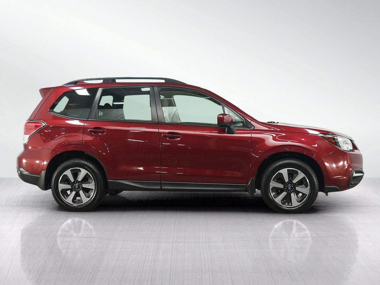 Used 2018 Subaru Forester 2.5i Premium AWD/4WD image 6