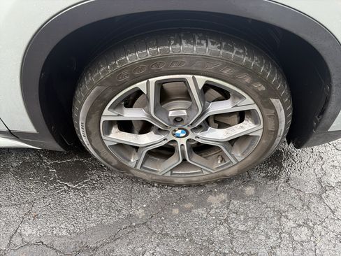 Used 2021 BMW X1 xDrive28i w/ Convenience Package AWD/4WD image 12