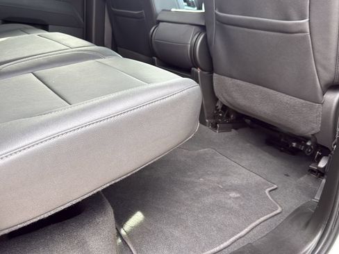 Used 2026 GMC Sierra 1500 SLT RWD image 27