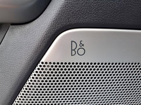 Used 2023 Ford F150 Lariat w/ Equipment Group 502A High image 18