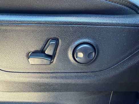 Used 2022 RAM 1500 Big Horn image 16