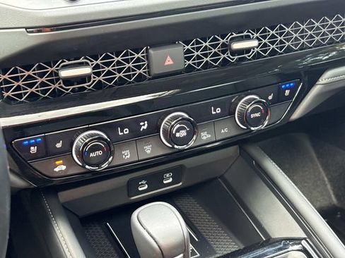 Used 2025 Honda Accord Touring image 33