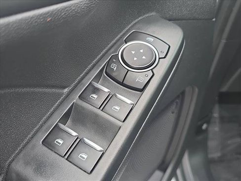 Used 2023 Ford Escape SE FWD image 8