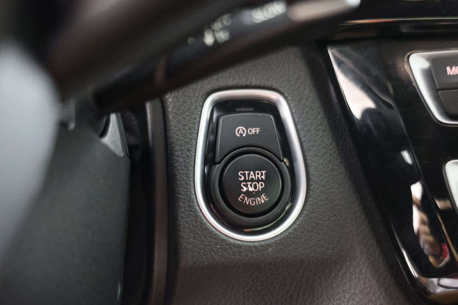 Used 2018 BMW M3 w/ Competition Package RWD image 21