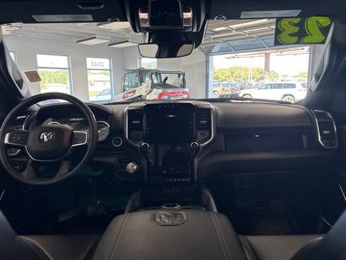 Used 2023 RAM 1500 Laramie AWD/4WD image 30