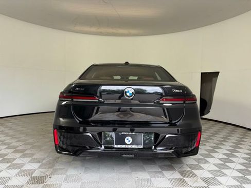 New 2026 BMW 740i xDrive w/ Premium Package AWD/4WD image 6