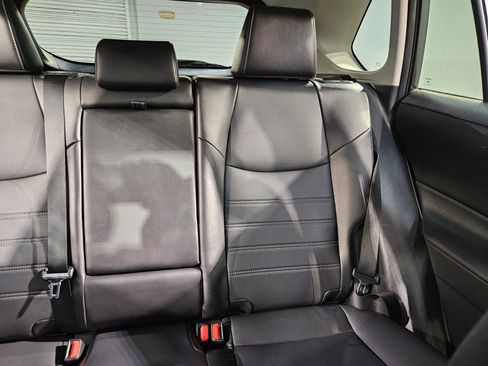 Used 2022 Toyota RAV4 XLE Premium FWD image 14