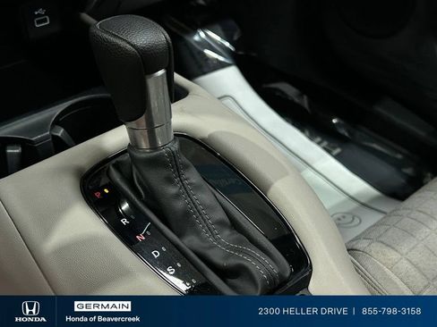 Used 2023 Honda HR-V LX image 25