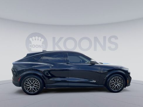 Used 2025 Ford Mustang Mach-E Premium RWD image 12