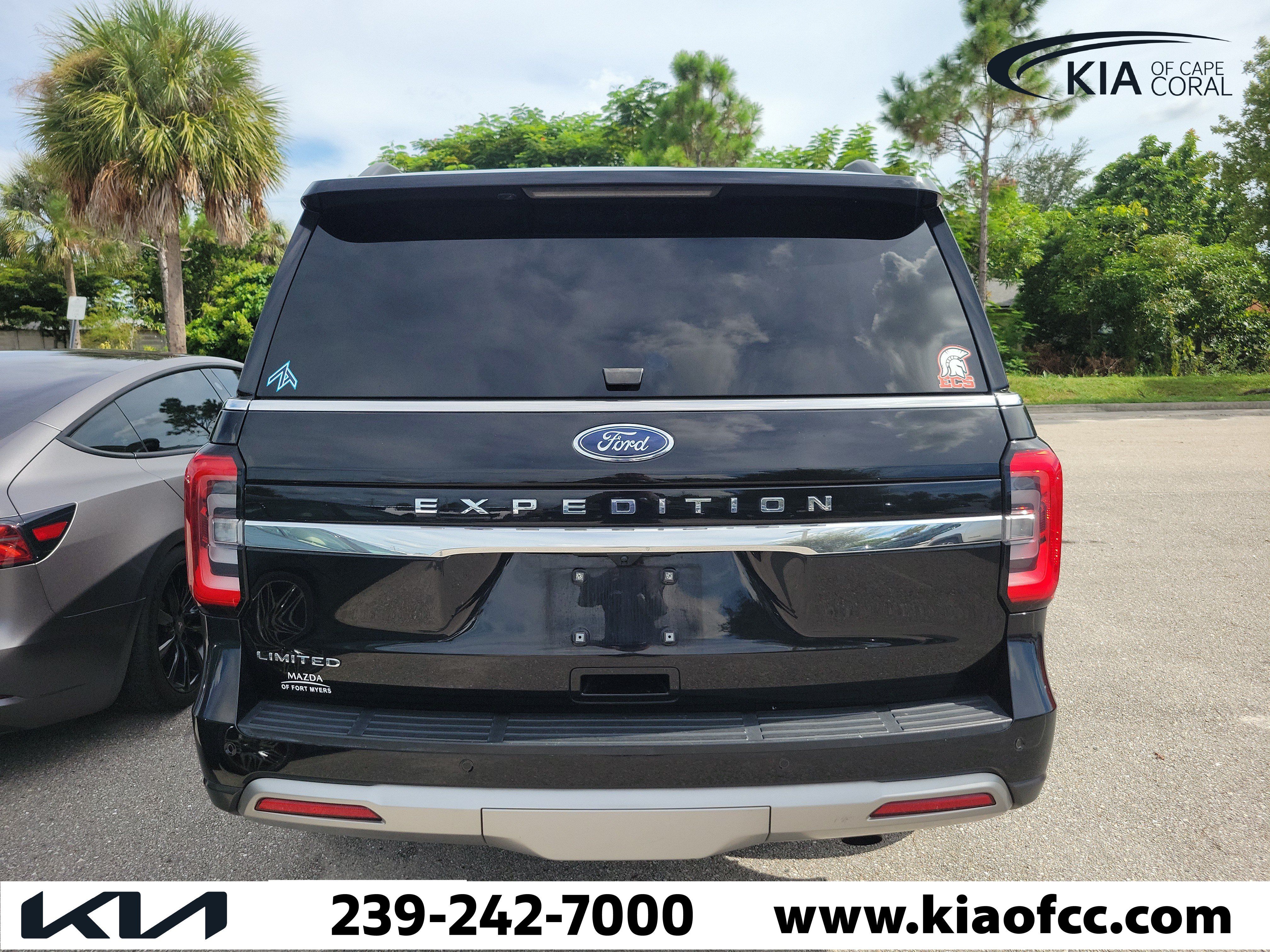 Used 2023 Ford Expedition Limited RWD image 5