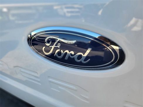 Certified 2025 Ford F250 Lariat w/ Chrome Package image 7