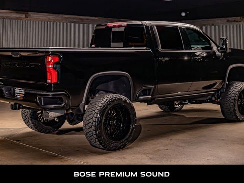 Used 2025 Chevrolet Silverado 2500 LTZ w/ Trail Boss Package image 10