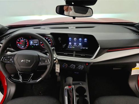 New 2026 Chevrolet Trax RS w/ Driver Confidence Package FWD image 34